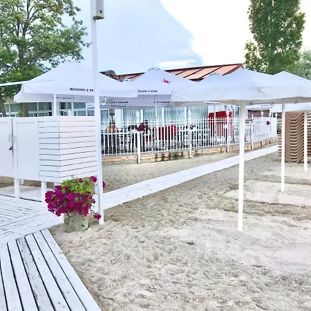 アパート Santorini